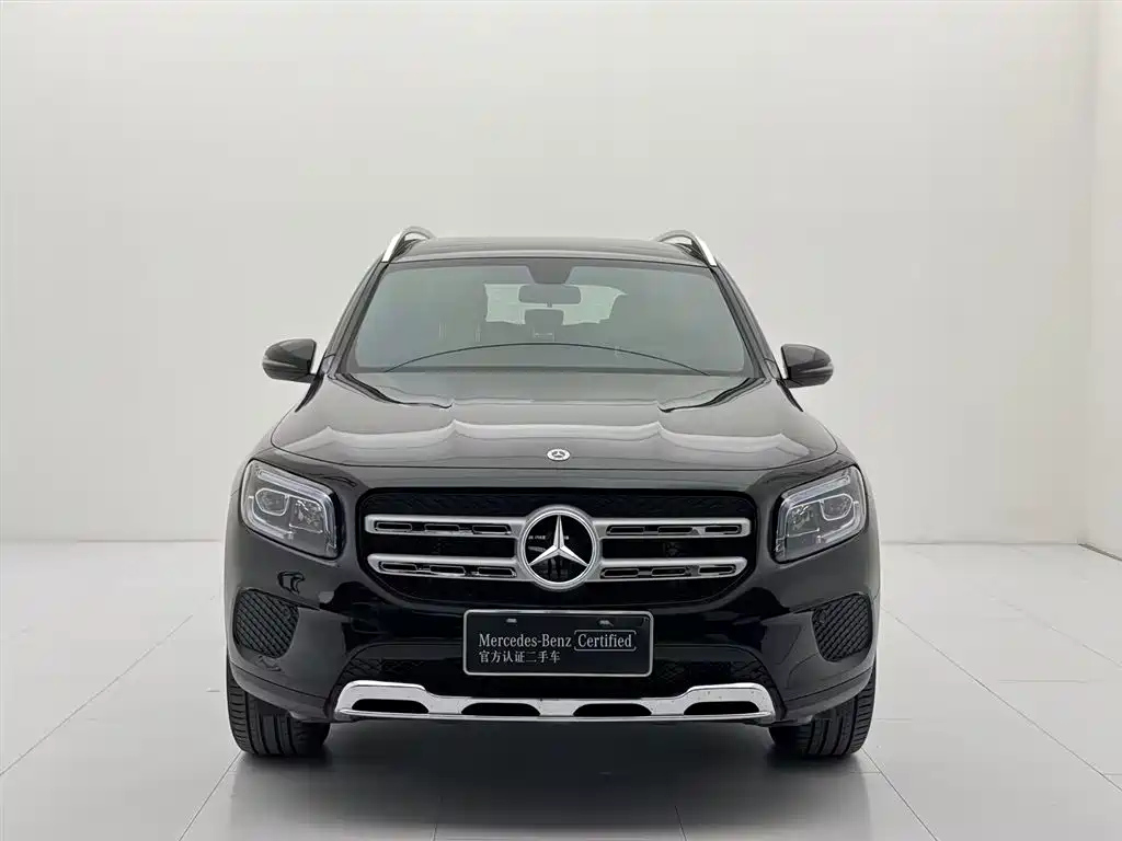 MERCEDES BENZ GLB 2023