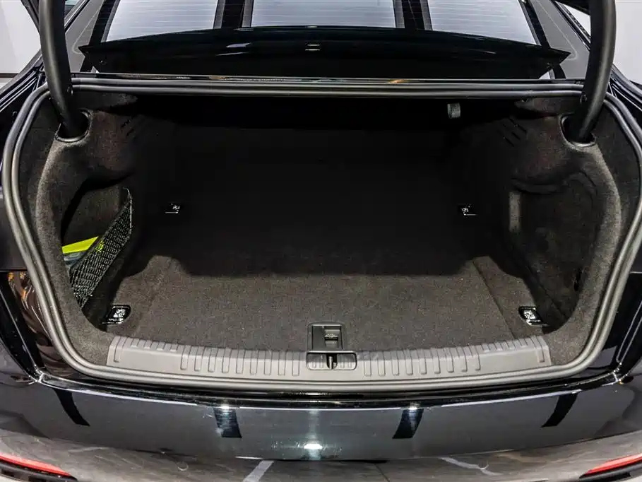AUDI A6L 2023