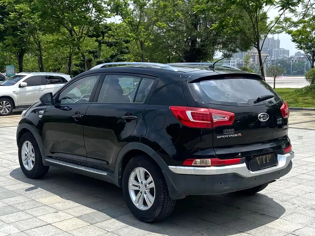 KIA SPORTAGE 2012