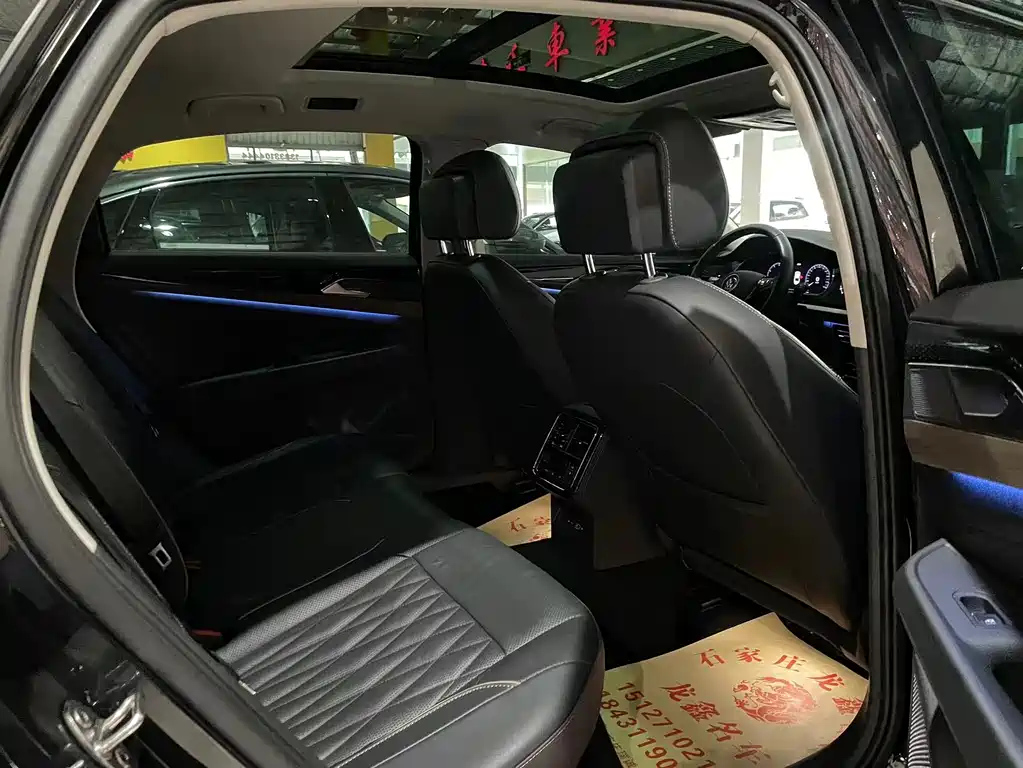 VOLKSWAGEN PASSAT 2021