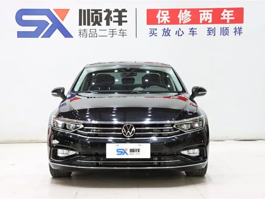 VOLKSWAGEN MAGOTAN 2021