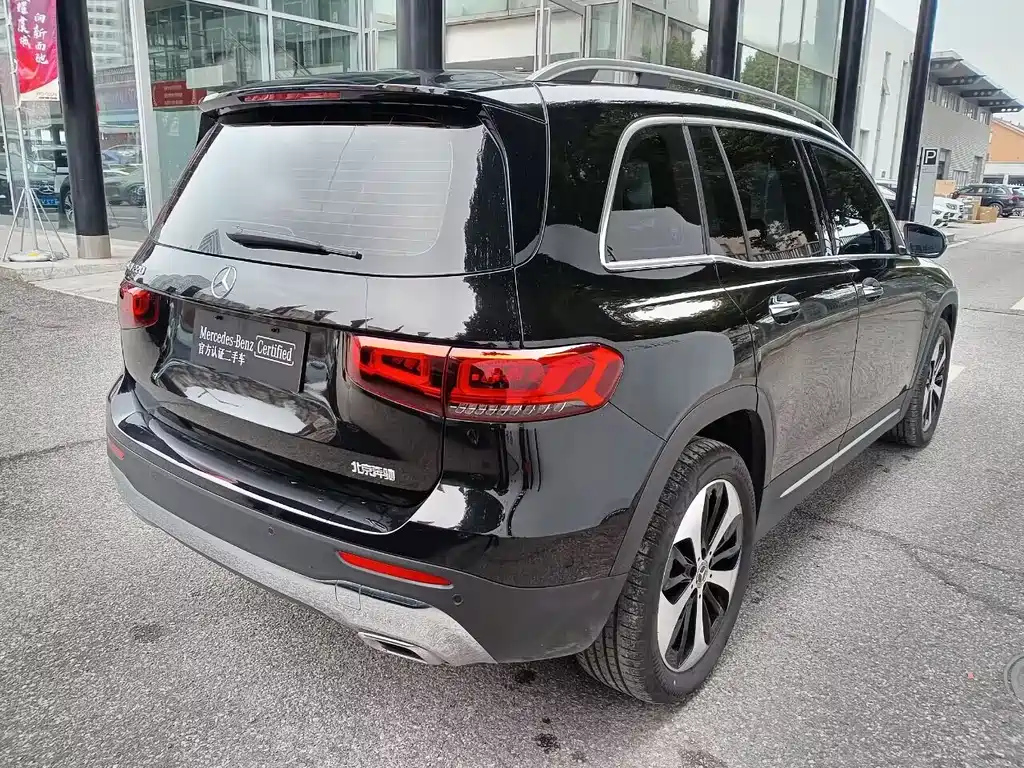 MERCEDES BENZ GLB 2022