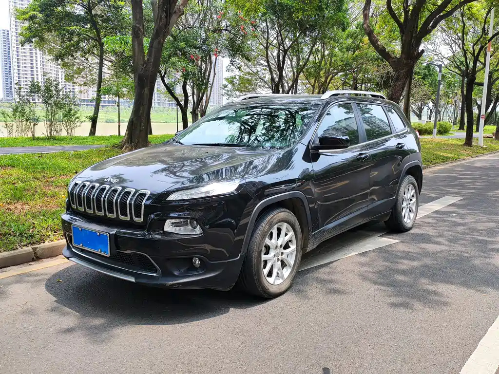JEEP CHEROKEE 2017