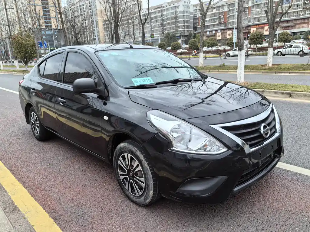 NISSAN SUNNY 2017