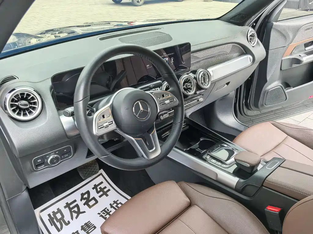 MERCEDES BENZ GLB 2022