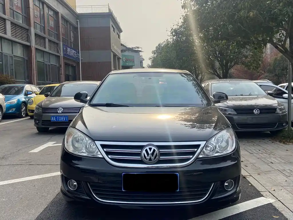 VOLKSWAGEN LAVIDA 2011