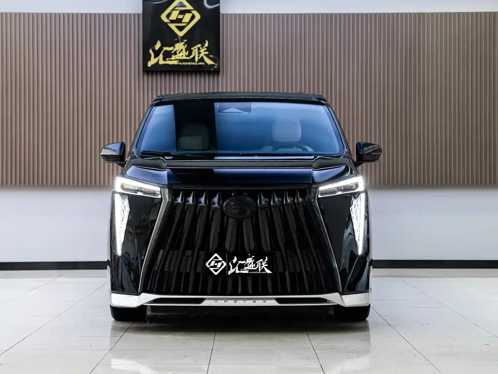 TRUMPCHI M8 2023