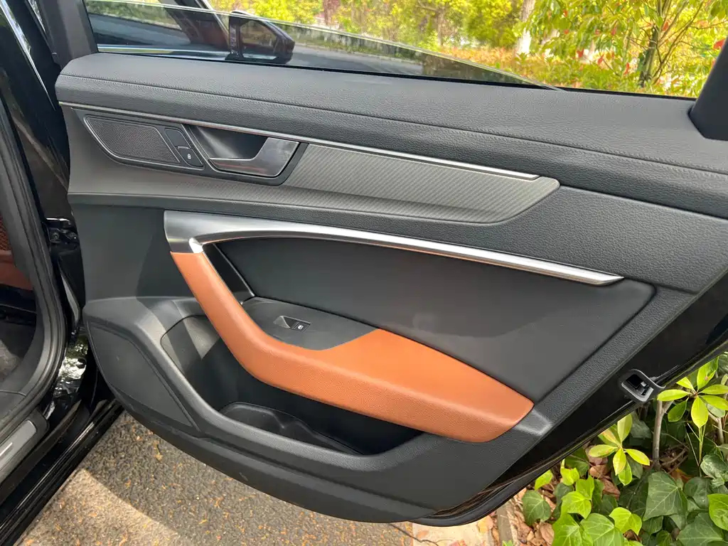 AUDI A6L 2021