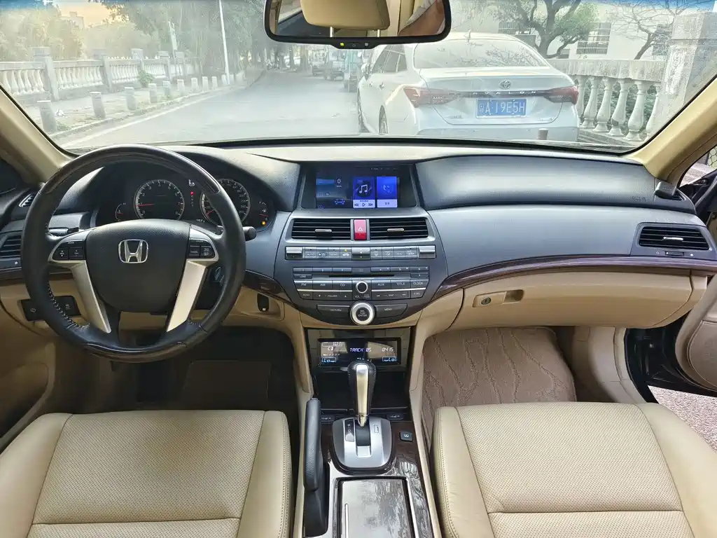 HONDA ACCORD 2013