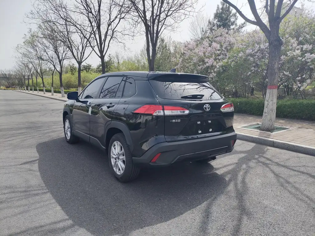 TOYOTA COROLLA CROSS 2024