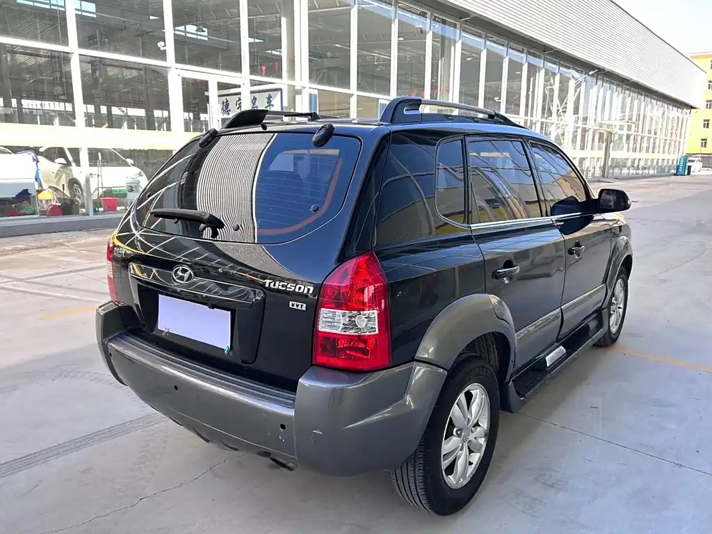 HYUNDAI TUCSON 2009