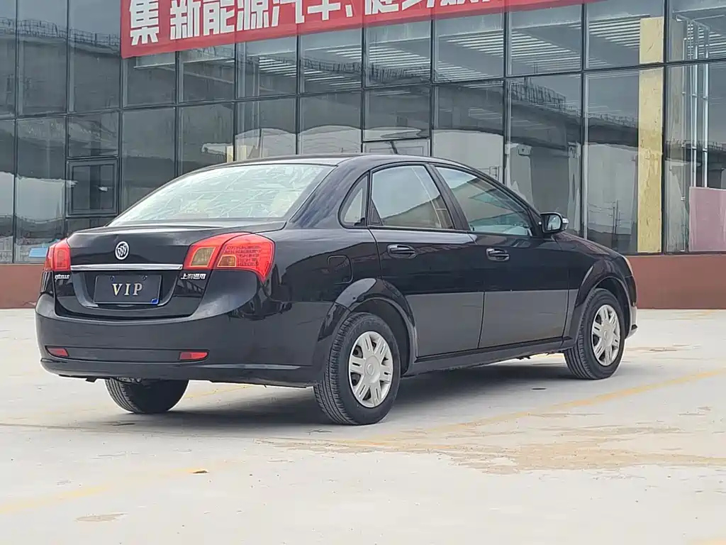 BUICK EXCELLE 2011