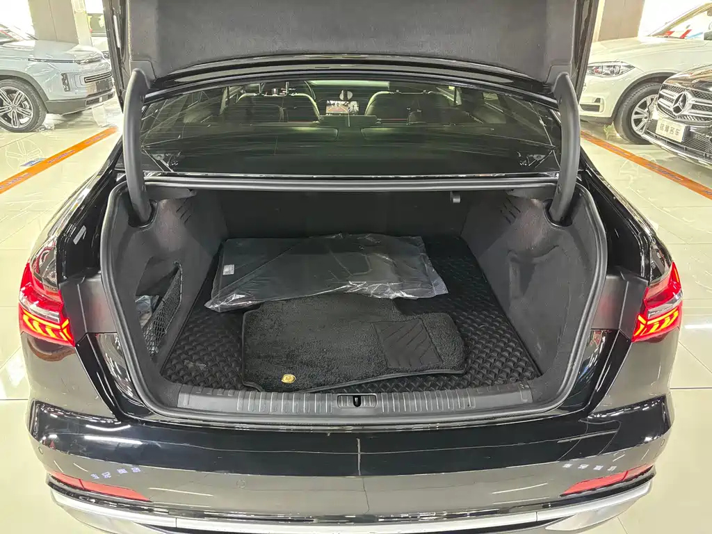 AUDI A6L 2022
