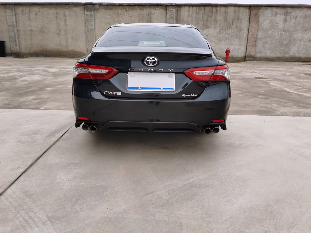 TOYOTA CAMRY 2020