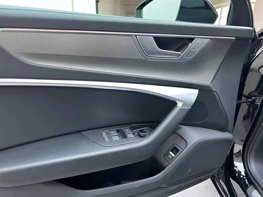 AUDI A6L 2023