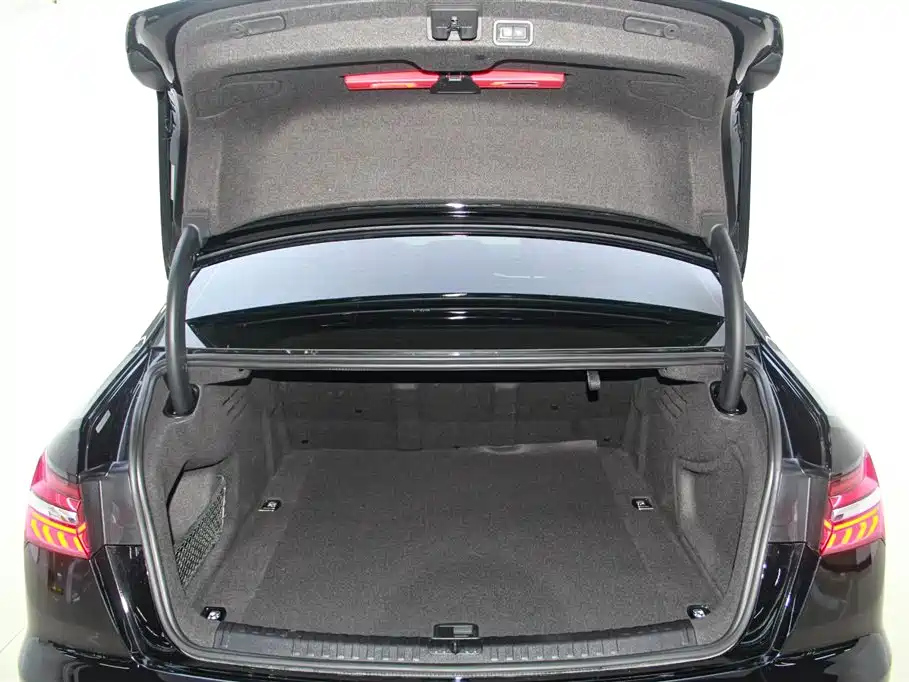 AUDI A6L 2022
