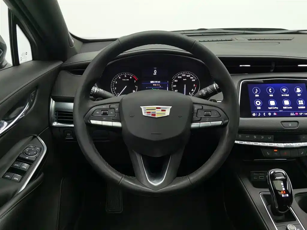 CADILLAC XT4 2021