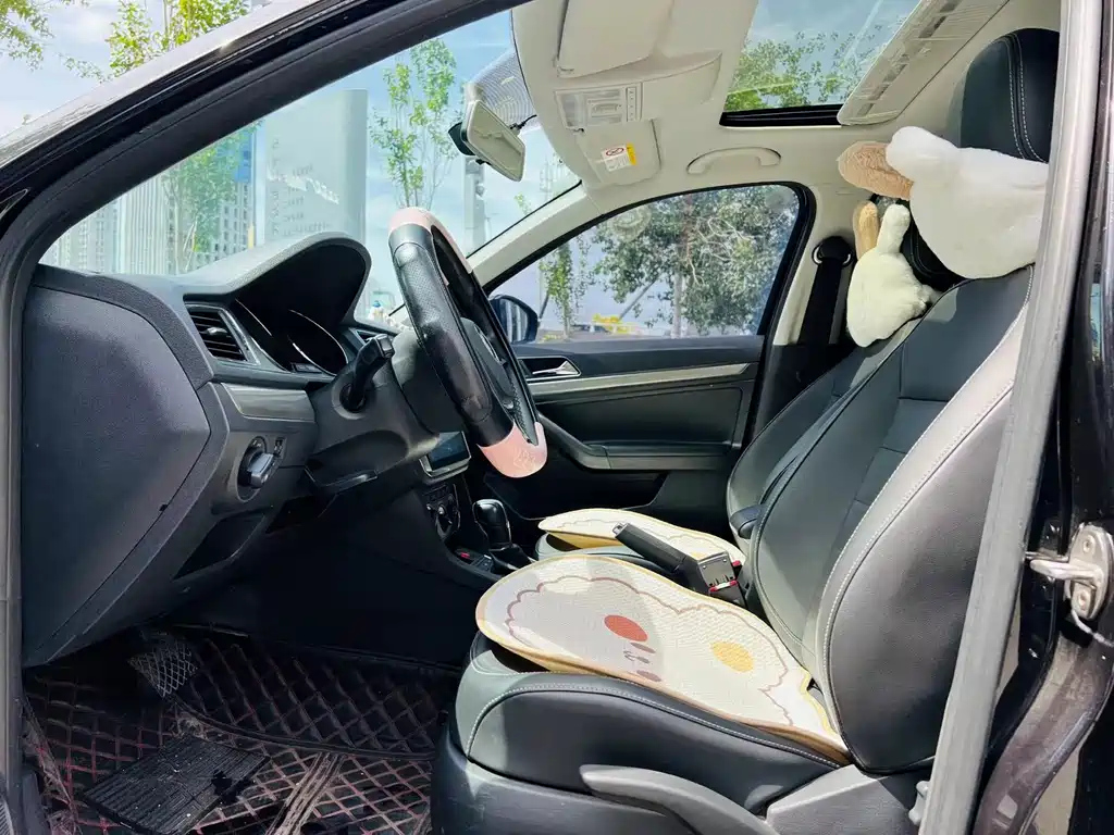 VOLKSWAGEN LAVIDA 2018