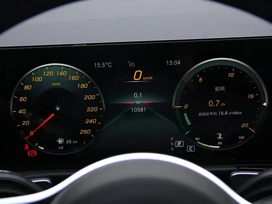 MERCEDES BENZ GLB 2022