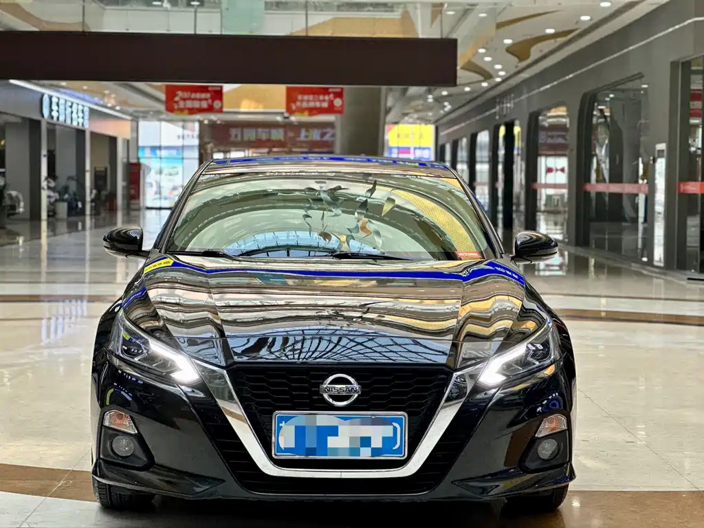 NISSAN TEANA 2020