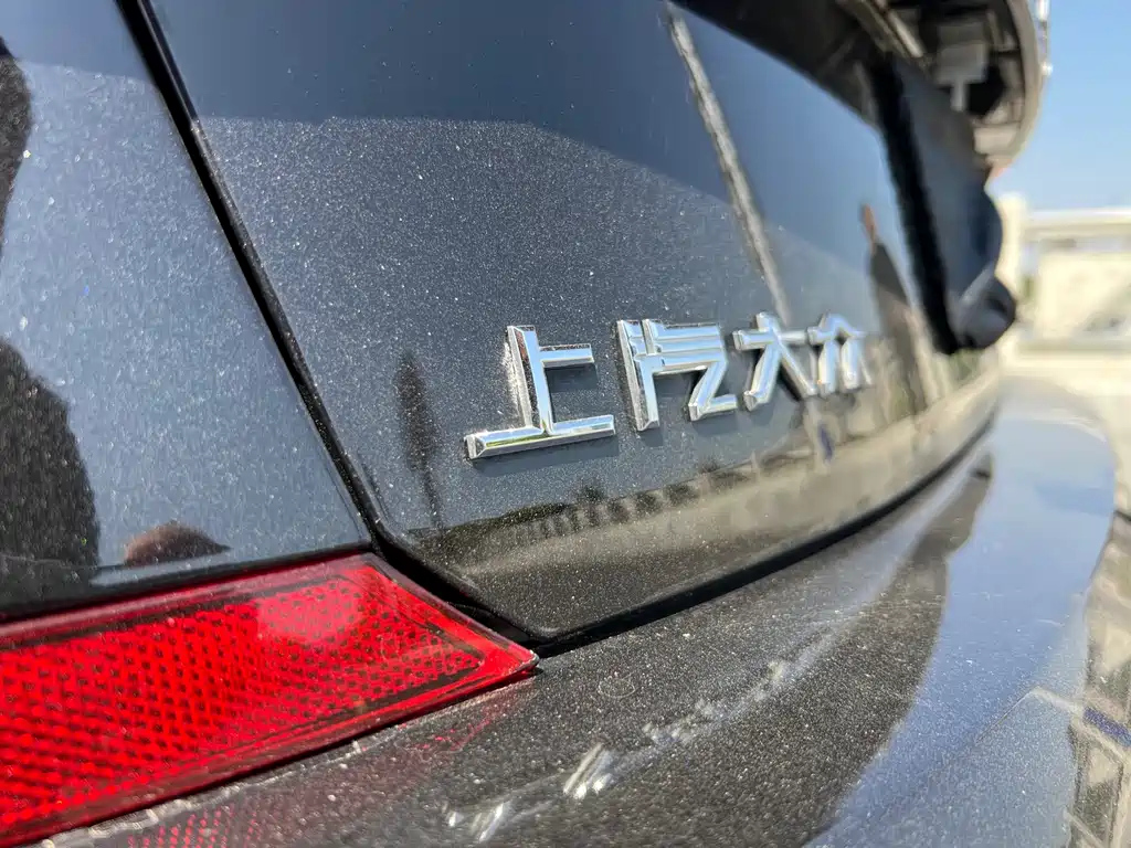 VOLKSWAGEN PASSAT 2021