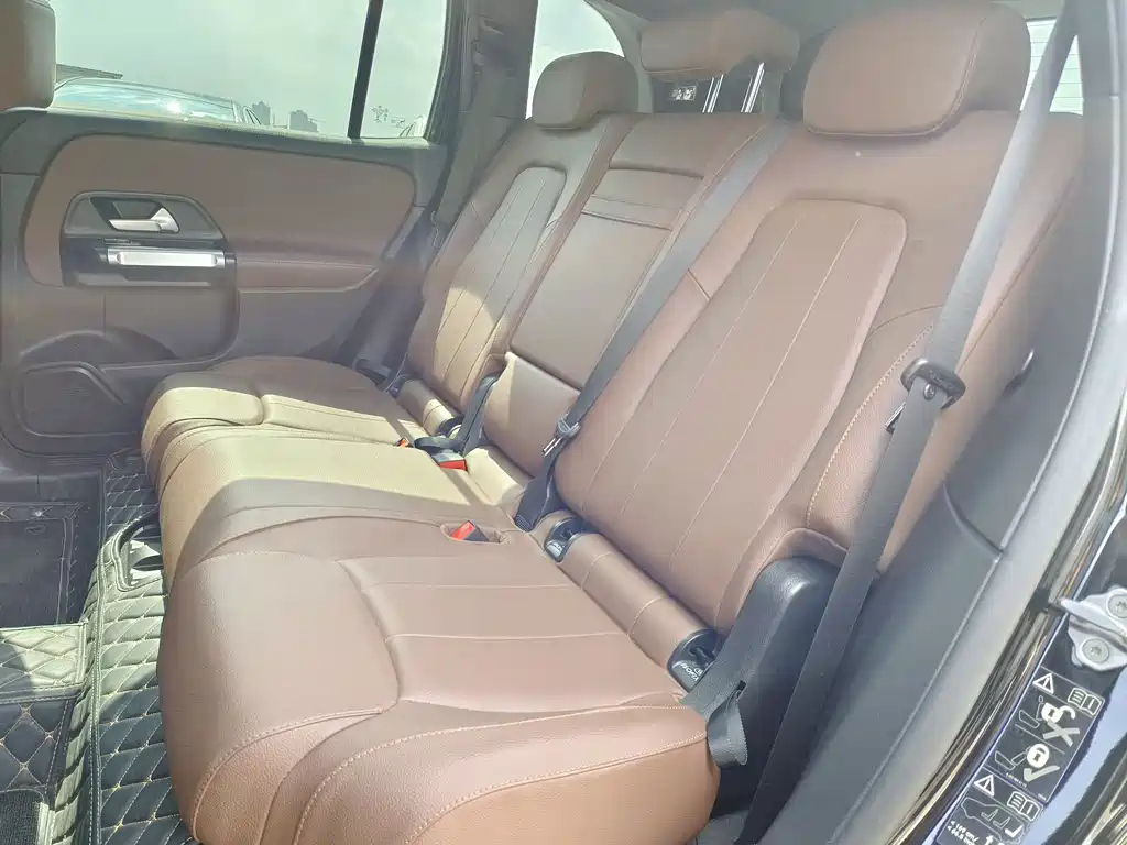 MERCEDES BENZ GLB 2022