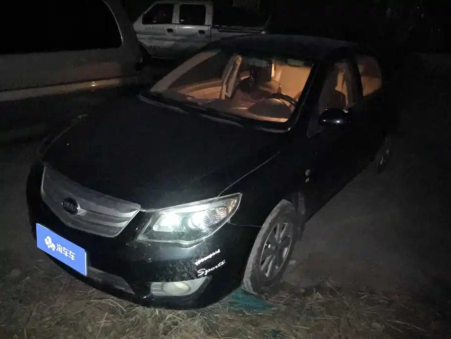 BYD L3 2012