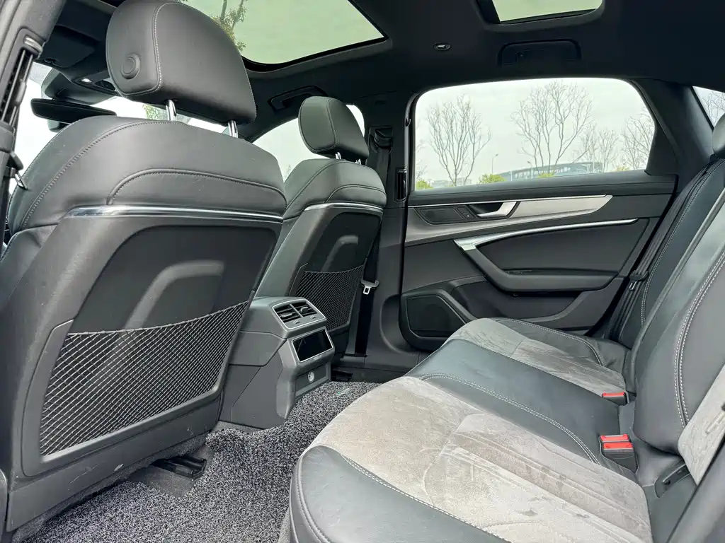 AUDI A6L 2021