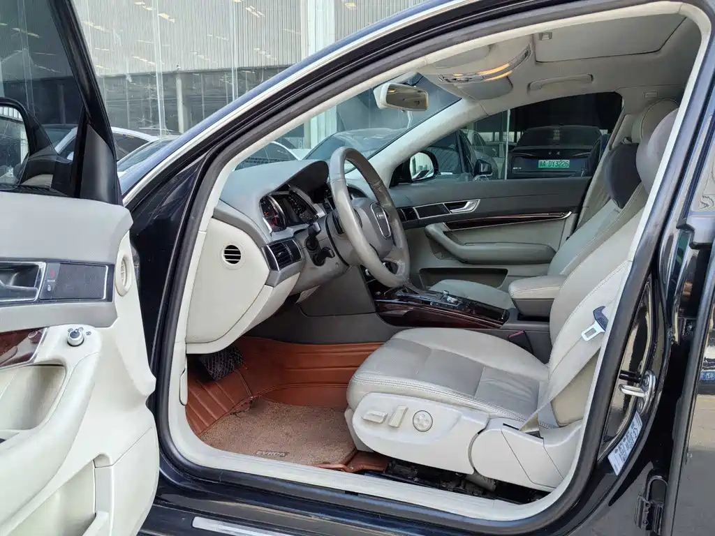 AUDI A6L 2011