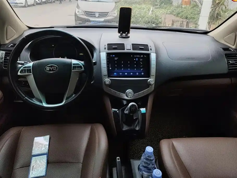 BYD S6 2015