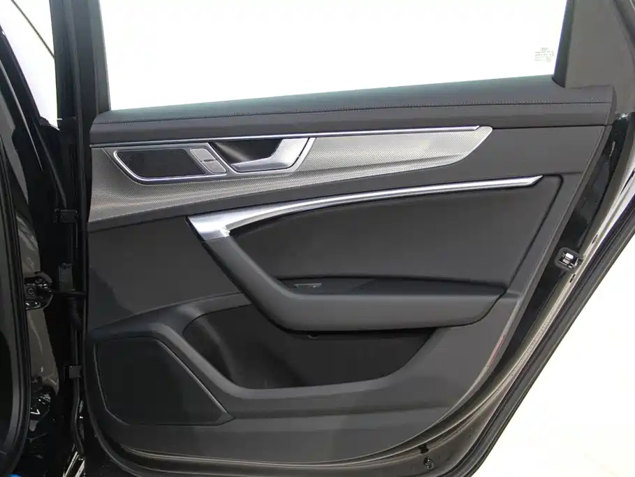 AUDI A6L 2024