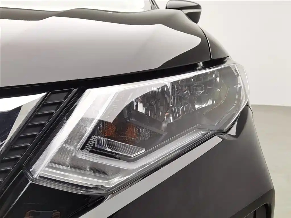 NISSAN X-TRAIL 2021