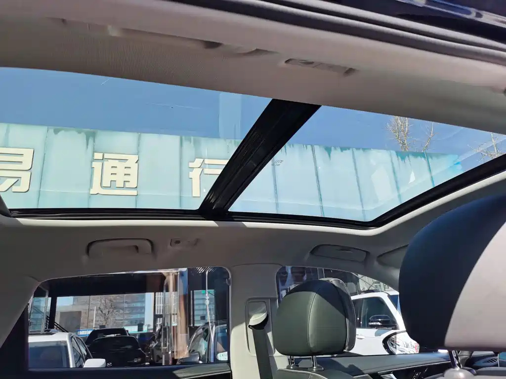 HONGQI HS5 2021
