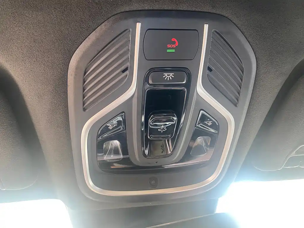 GEELY AUTO MONJARO 2020
