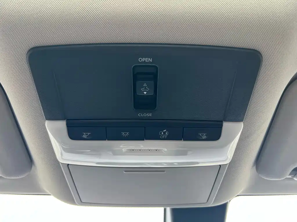 NISSAN SYLPHY 2021