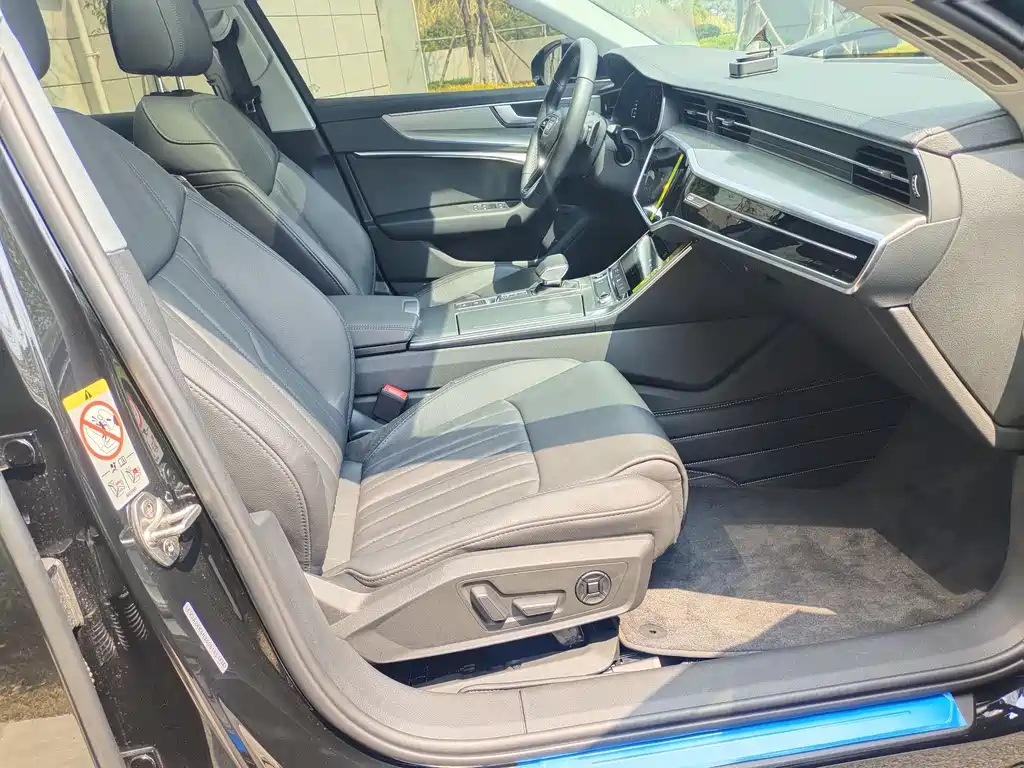 AUDI A6L 2022