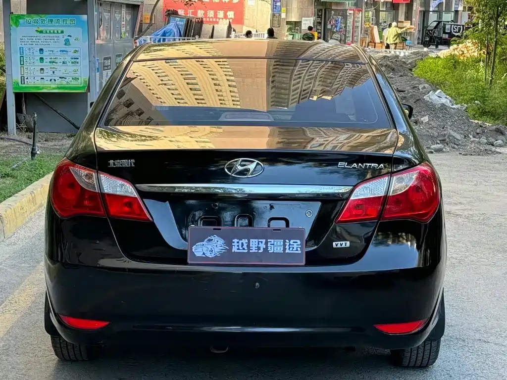 HYUNDAI CELESTA 2014
