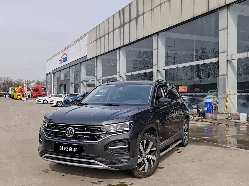 VOLKSWAGEN TAYRON 2020
