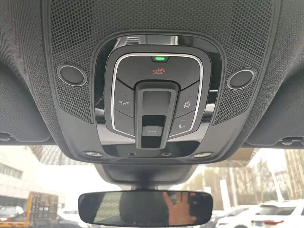 AUDI A6L 2023