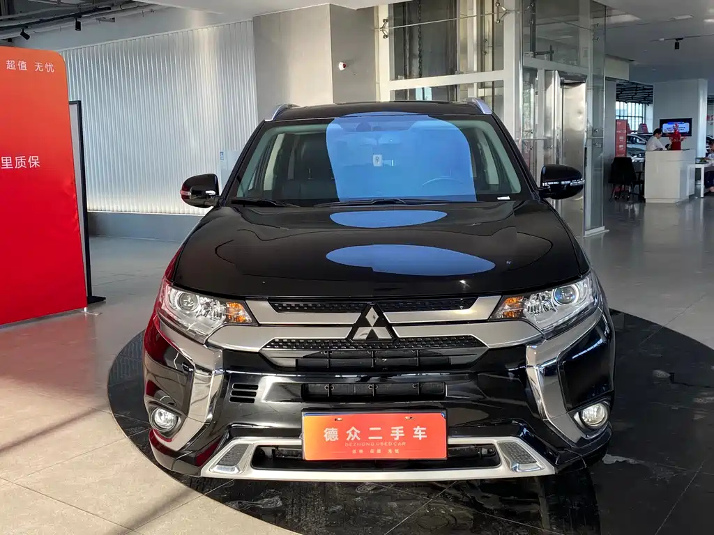 MITSUBISHI OUTLANDER 2022
