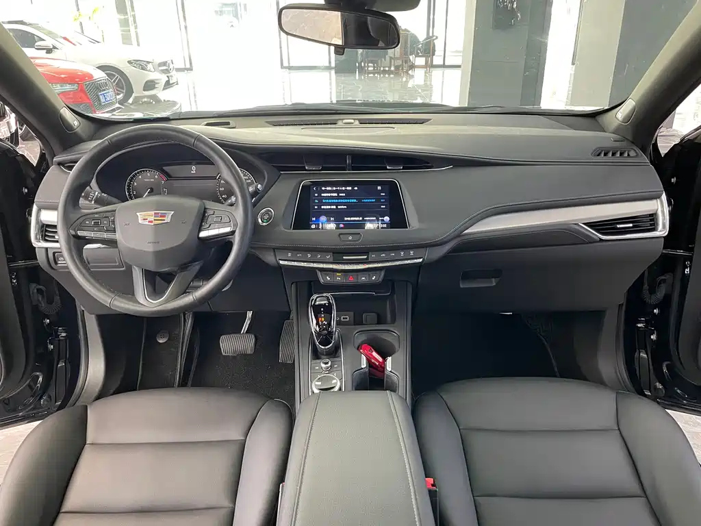 CADILLAC XT4 2022