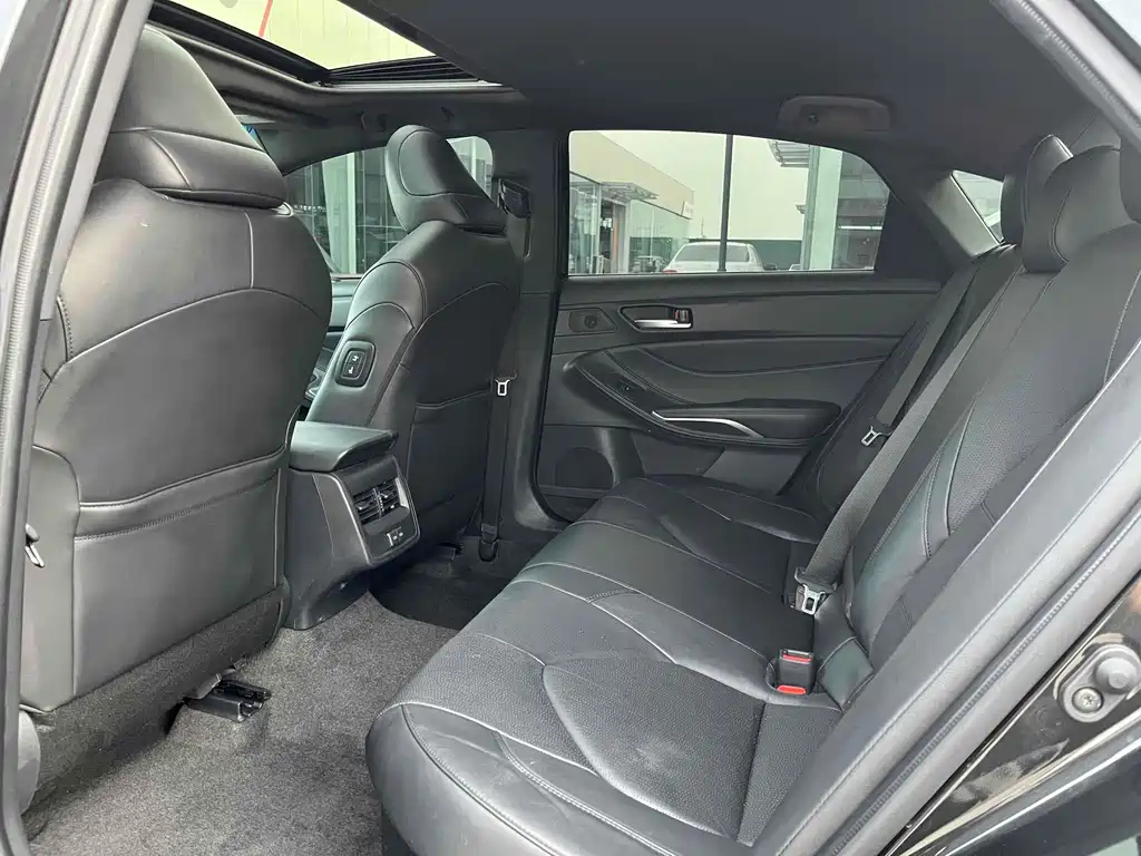 TOYOTA AVALON 2022
