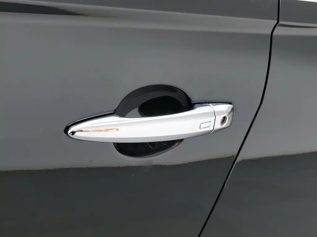 NISSAN TEANA 2021