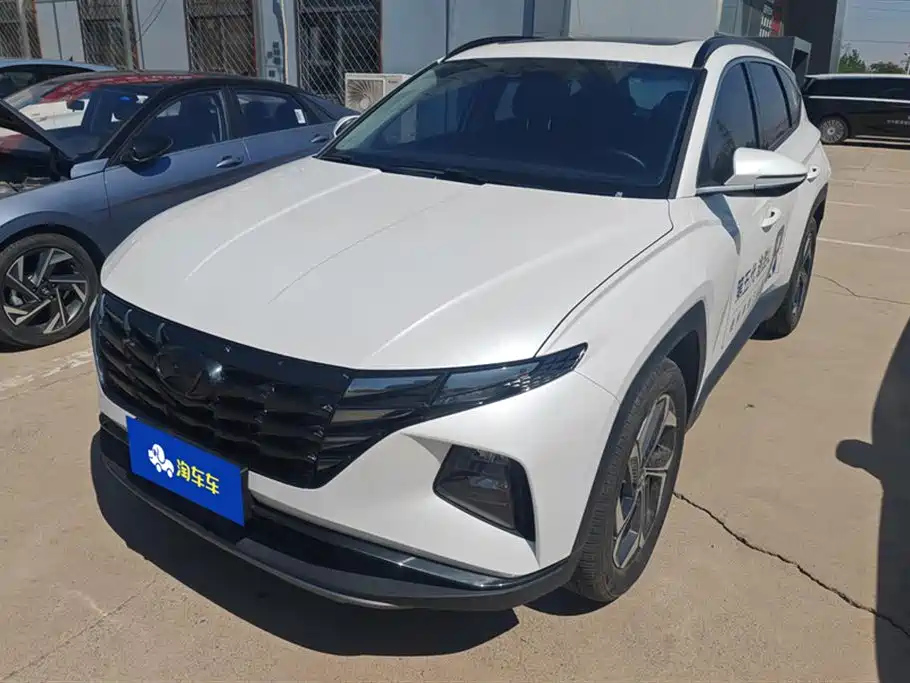 HYUNDAI TUCSON 2023