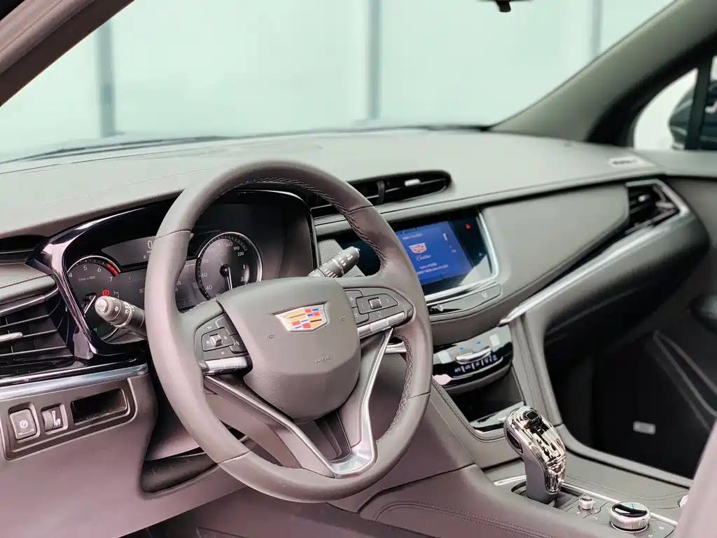 CADILLAC XT6 2020