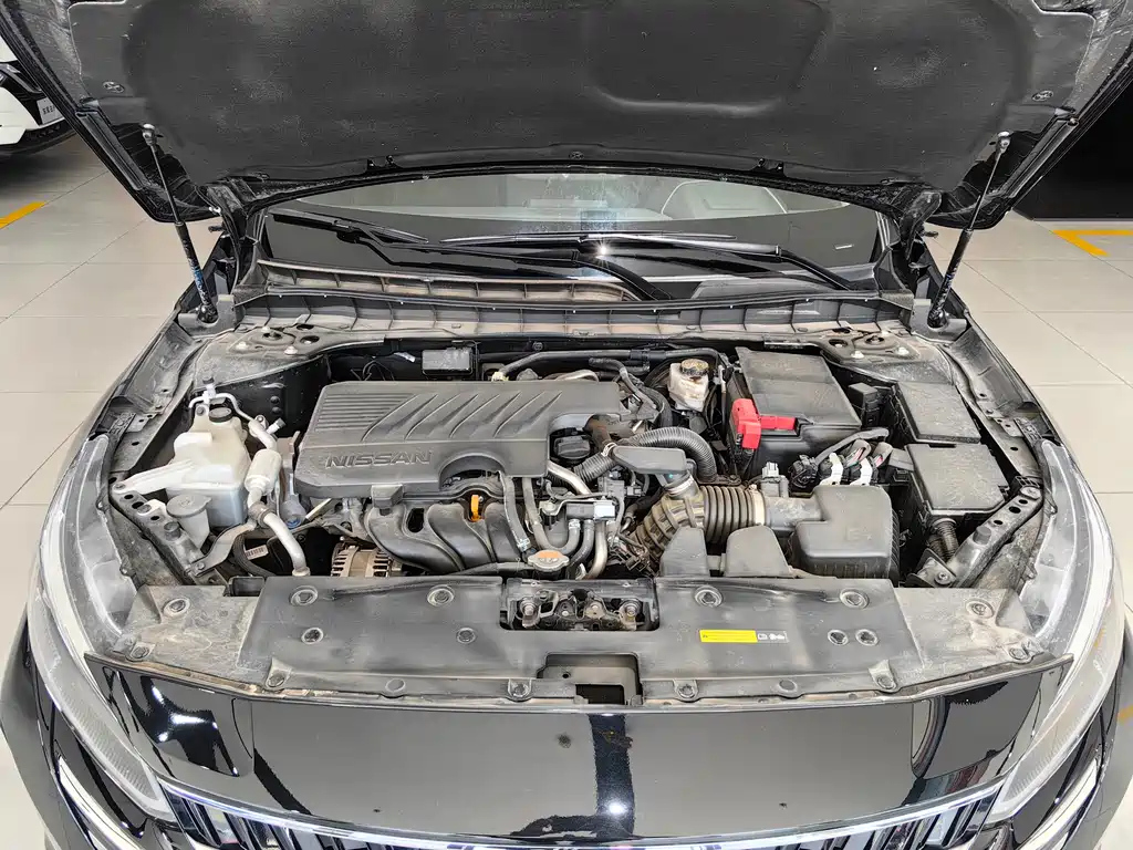 NISSAN TEANA 2023
