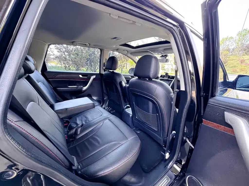 HAVAL H6 2015