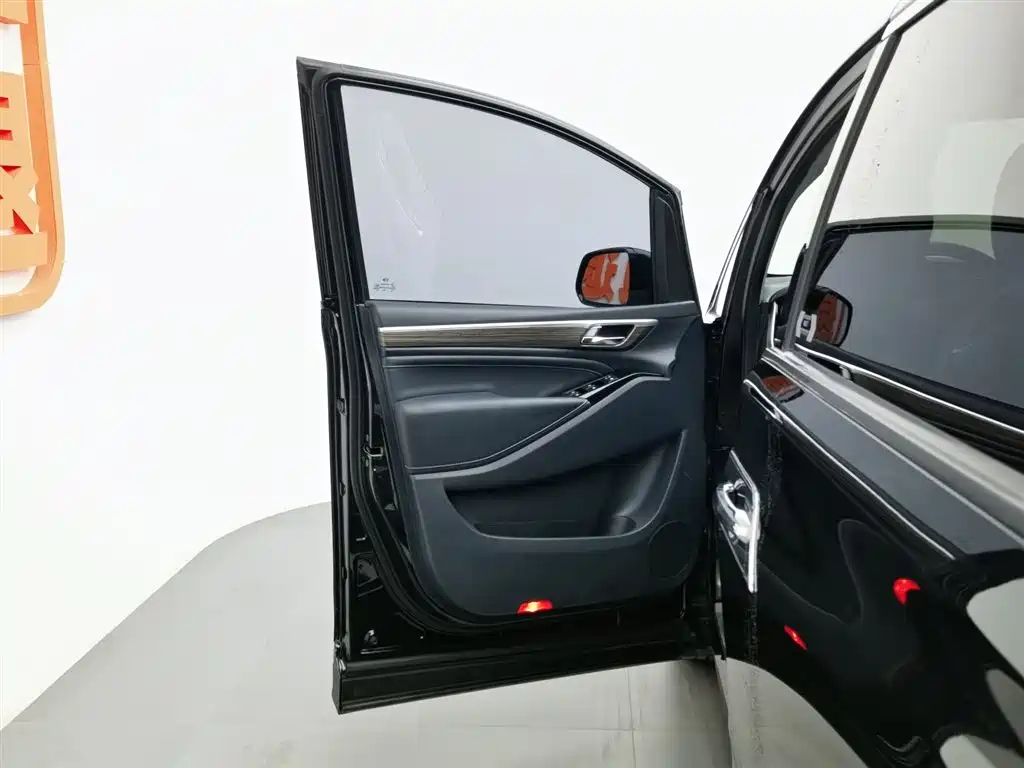 TRUMPCHI M8 2021
