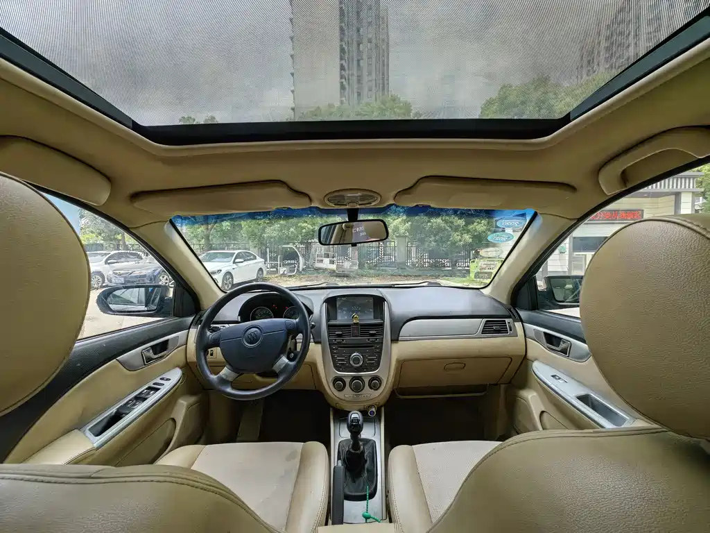 BUICK EXCELLE 2012