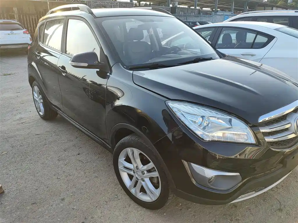 CHANGAN CS35 2016